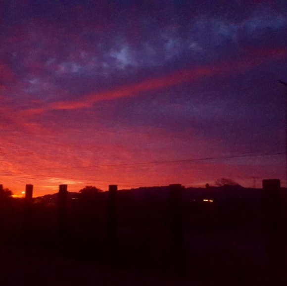 Amazing Desert Sunsets - Picture 3 of 4